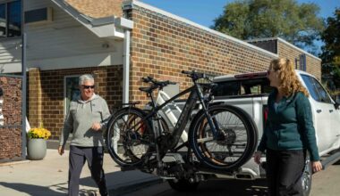 New from Saris: The Reimagined Cycle-On Hitch Rack