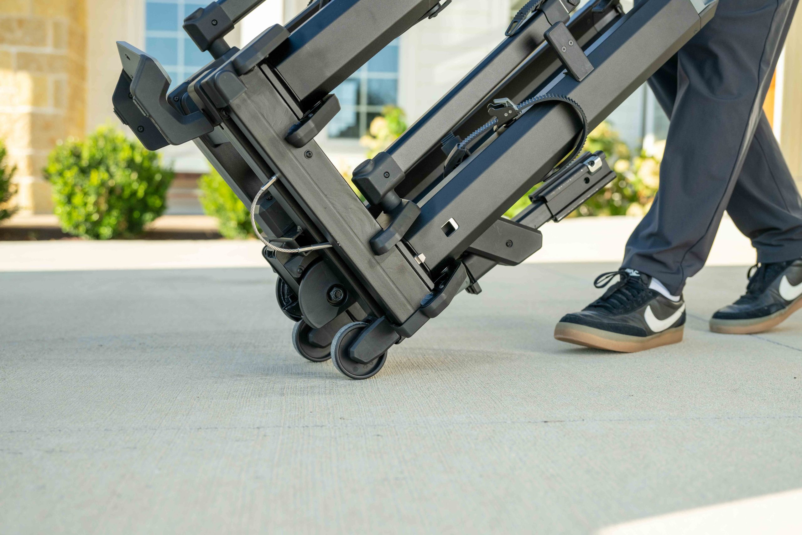 4820 Cycle On 8779 scaled New from Saris: The Reimagined Cycle-On Hitch Rack