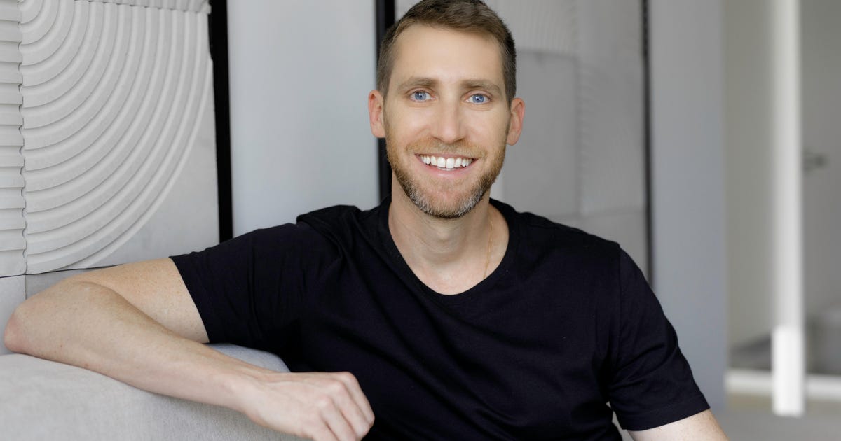 Owner of Channel 13 to sell to high-tech entrepreneurs, shunning Netanyahu ally - Haaretz