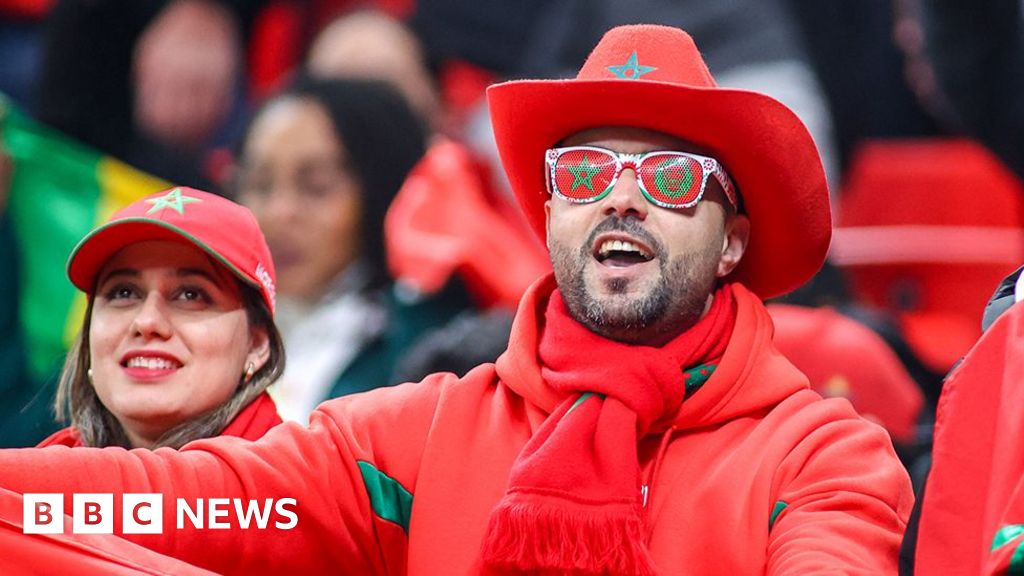 Caf Afcon decision: Honking horns of delight in Morocco but devastation in Senegal - BBC