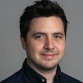 Headshot of Hugh Langley