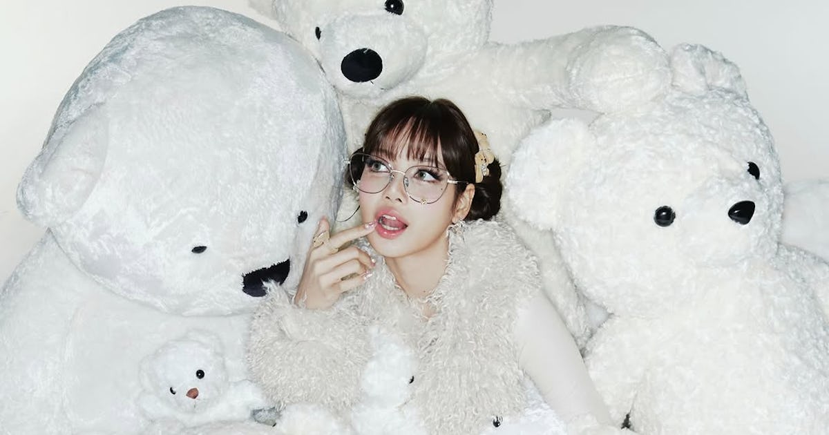 Lisa’s 29th Birthday Look Is a Teddy Bear Fashion Fantasy