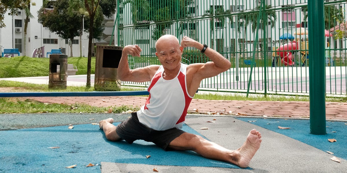 At 73, I Still Work, Walk 20,000 Steps a Day, and Can Do the Splits