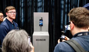 Honor unveils Robot Phone ahead of MWC Barcelona