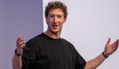 Meta's Reality Labs Shifts to AI-Native Pods for Efficiency