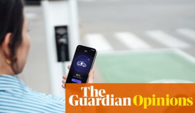 The AI assistant was offering me any help I needed. All I wanted was a living, breathing human | Adrian Chiles