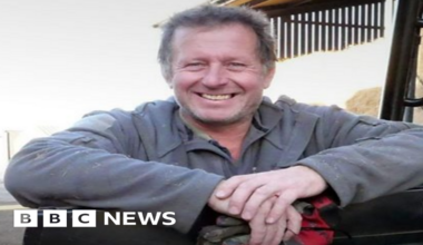 Farmer's 'fantastic feeling' as choir in Britain's Got Talent semis - BBC