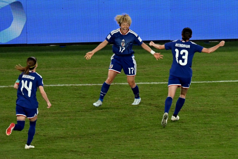 Download app from appStore