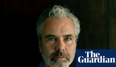 Marriage over, €100,000 down the drain: the AI users whose lives were wrecked by delusion | Health & wellbeing