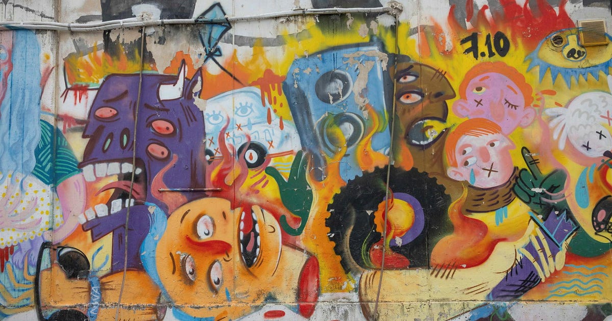 'If You're Not Ready to Get Caught by the Police, Stay Home With Your Brush': Tel Aviv Street Artists Indulge Their Addiction