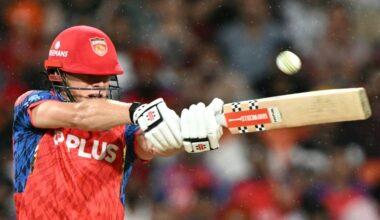 Debutant Connolly guides Punjab to narrow IPL win over Gujarat