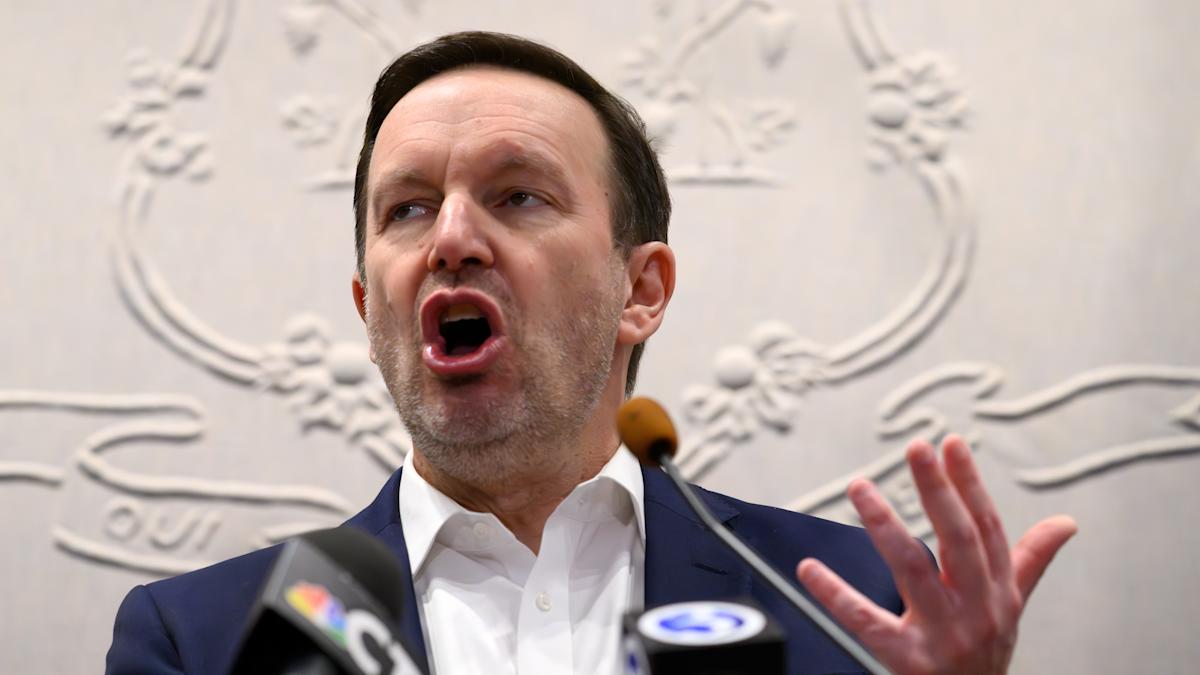 Senator Chris Murphy calls $1.5B oil bet ‘mind blowing corruption’ amid insider trading fear. Do this now