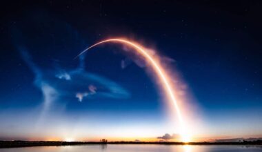 A Spacex Rocket Created One Of The Strangest Sky Phenomena A Giant Glowing “jellyfish”