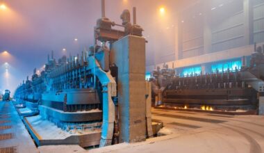 Gulf smelter cuts tighten aluminium outlook | articles