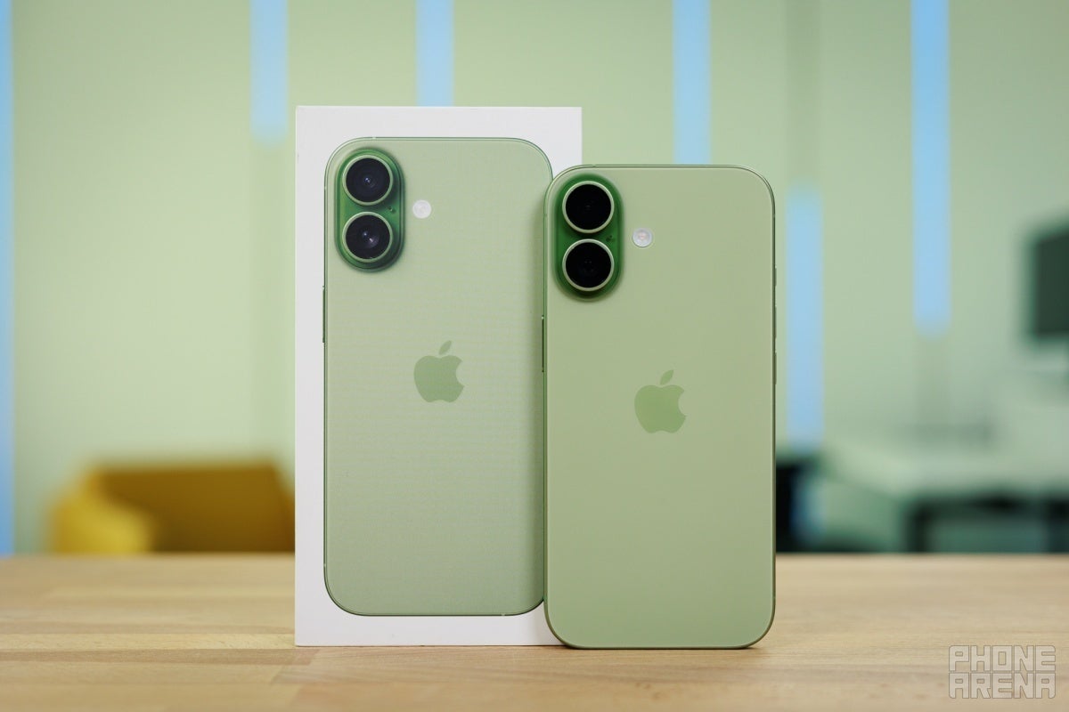 Apple iPhone 17 back