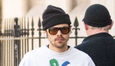 Harry Styles Is a New Yorker Now—According to His Sweatshirt, At Least