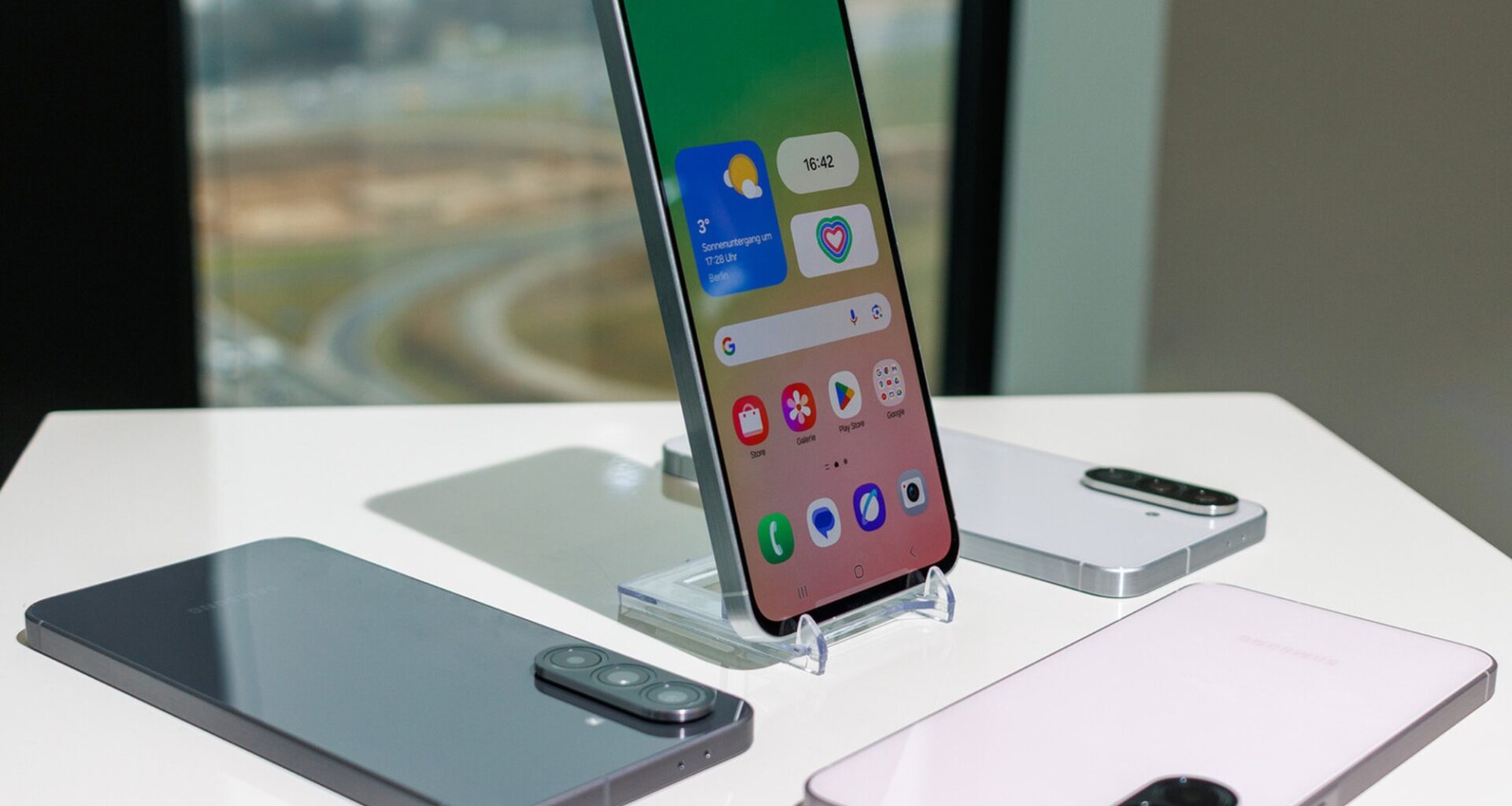 Significant regressions for mid-range smartphones – but many users would welcome one old feature back