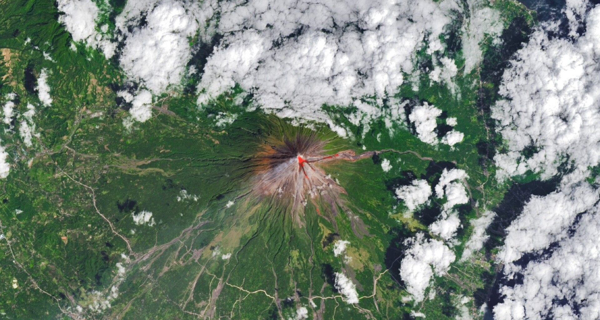 Satellite spies an erupting volcano photo of the day for March 13, 2026