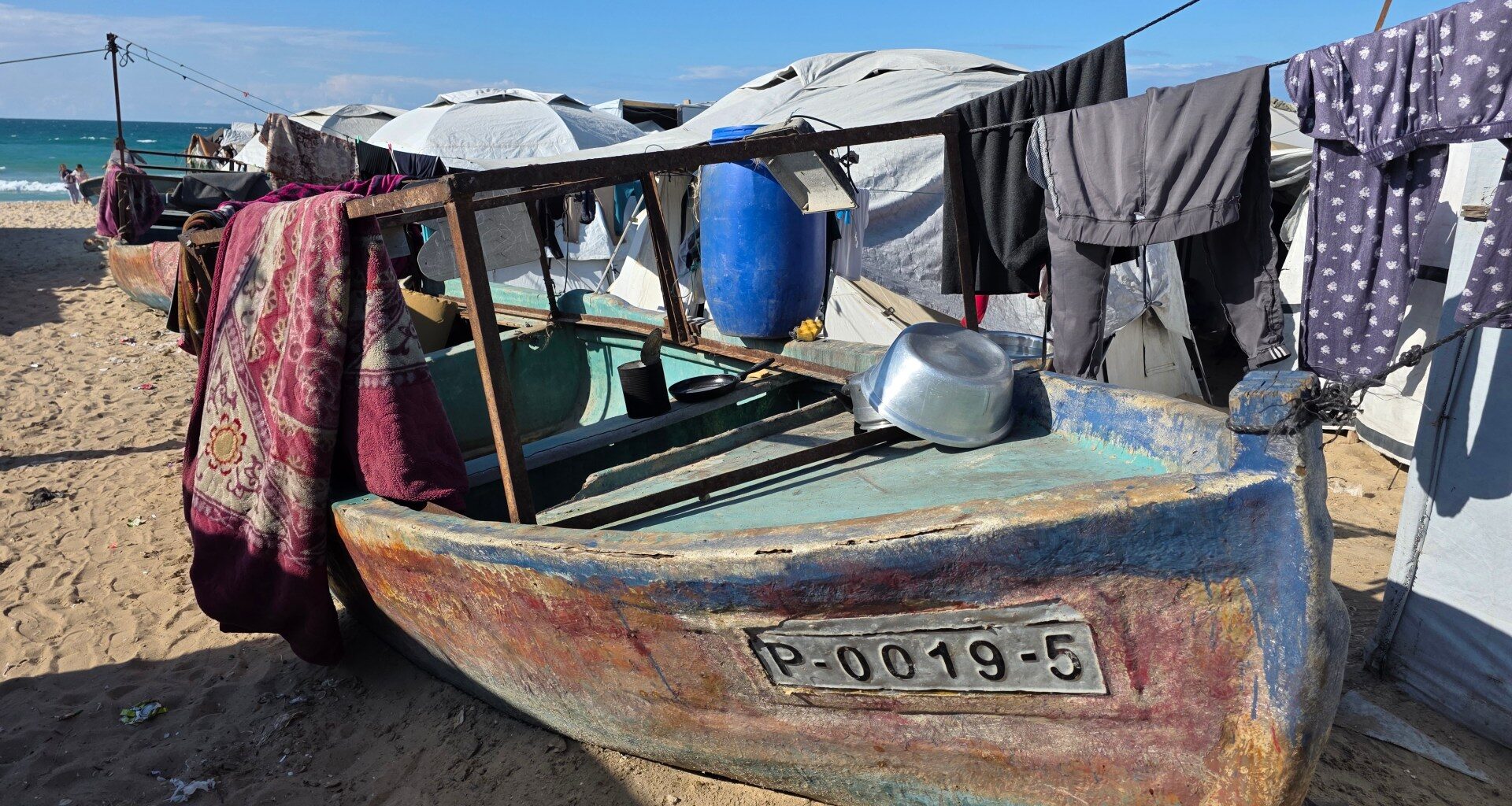 Palestinians risk life and limb to fish in Gaza’s Israeli-controlled sea | Israel-Palestine conflict News