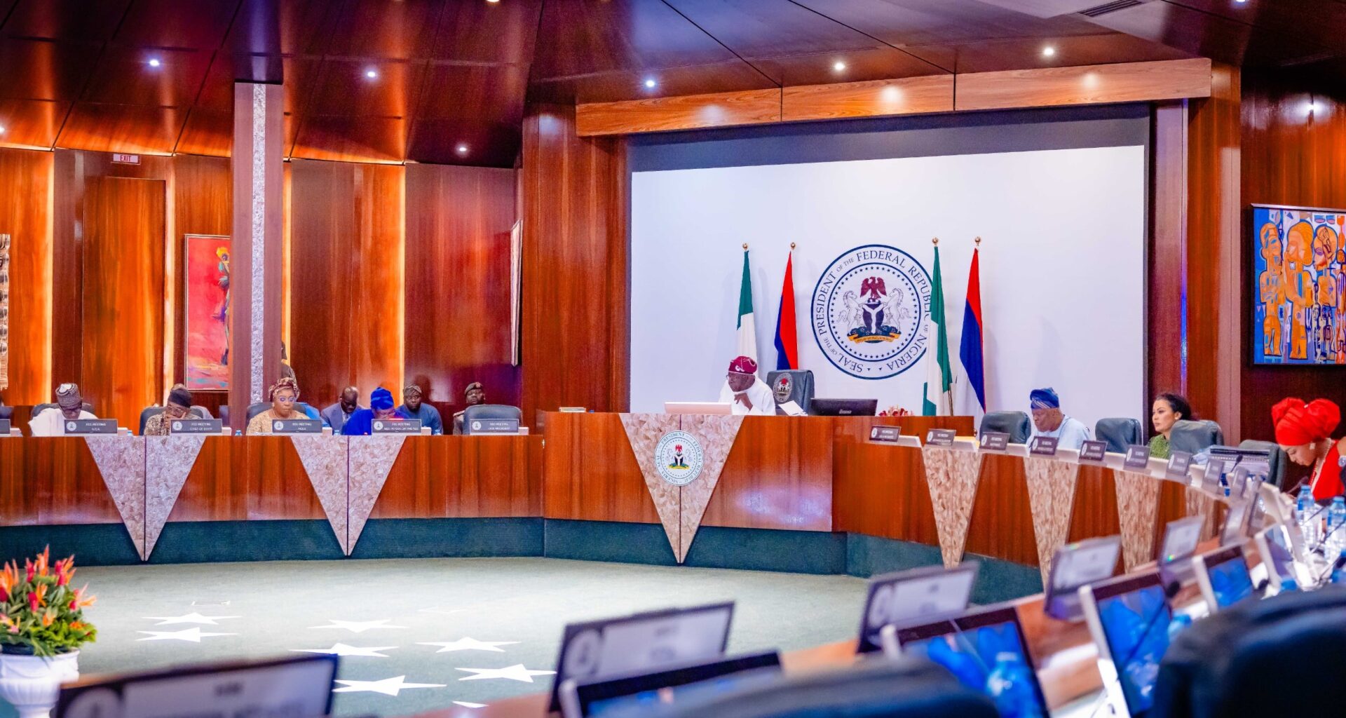 FEC approves 100% annual pay as gratuity for retiring federal civil servants