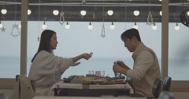 Kim Seong-su and Park So-yoon's Real-Life Romance Beyond TV Dates - 조선일보