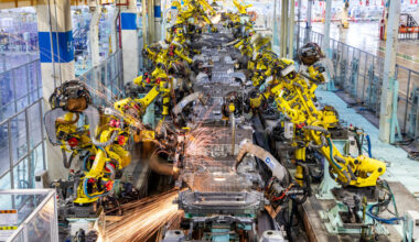 Japanese investment in China keeps rising, despite political tensions