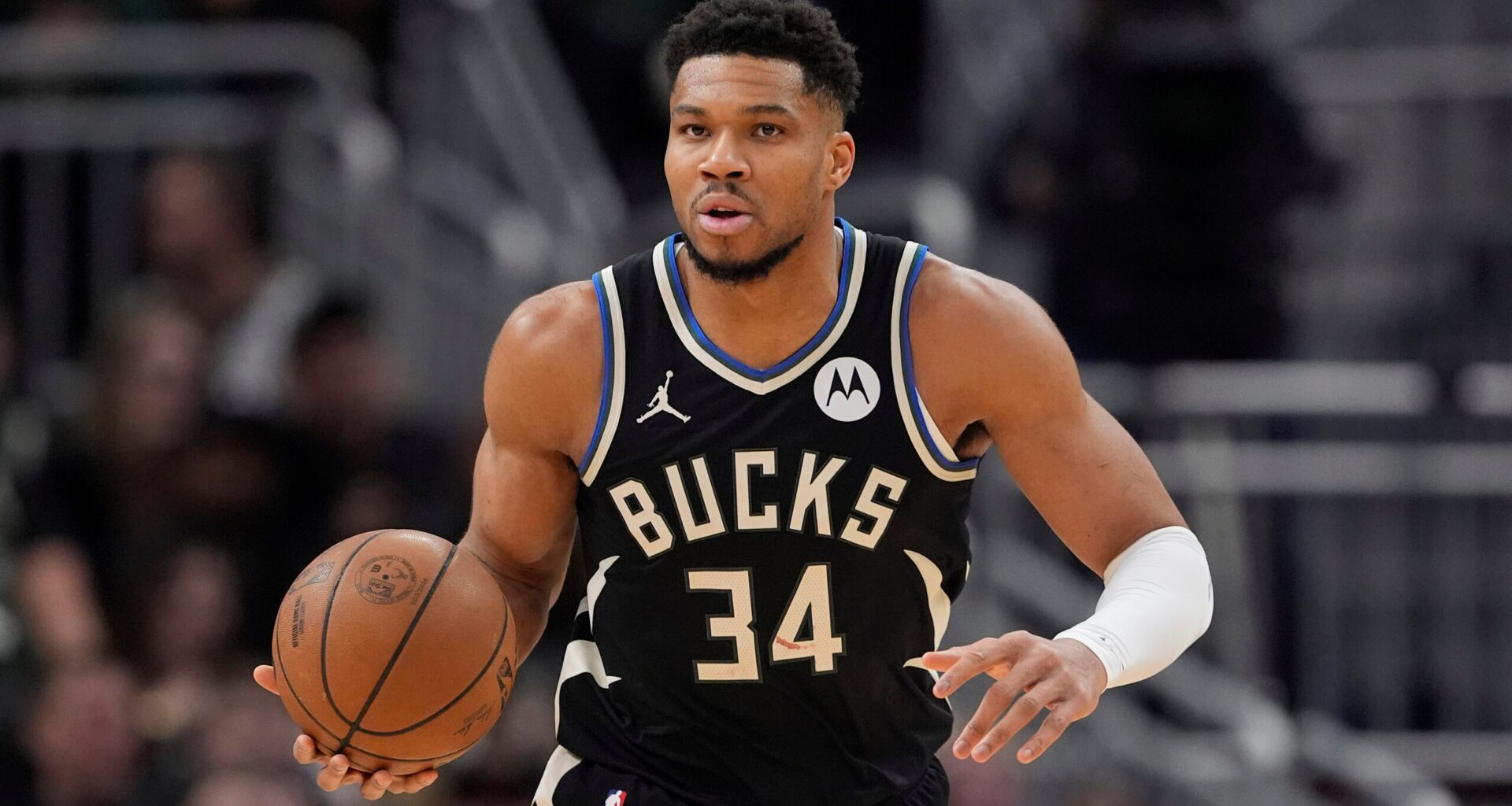 Rivers says Bucks won’t shut down Antetokounmpo for season and will play him when he’s healthy
