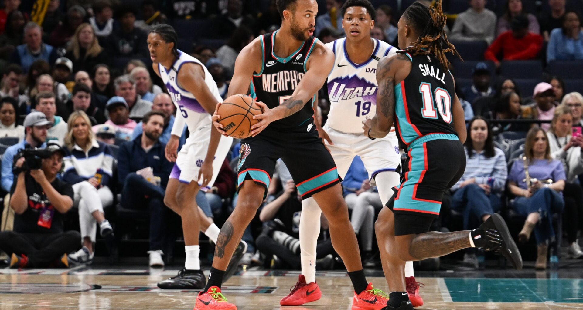 Timberwolves’ Jaden McDaniels (wrist) misses his 1st game in nearly 2 years