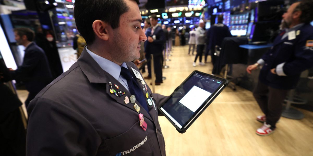 Goldman just raised recession odds to 25%. Here's what Trump's war economy is doing to jobs