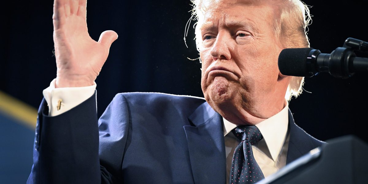 Trump has to choose between 'suicidal or dangerous' choices on Iran's Strait of Hormuz