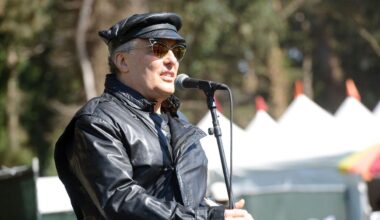Ex-Dead Kennedys Singer Jello Biafra Hospitalized After Stroke