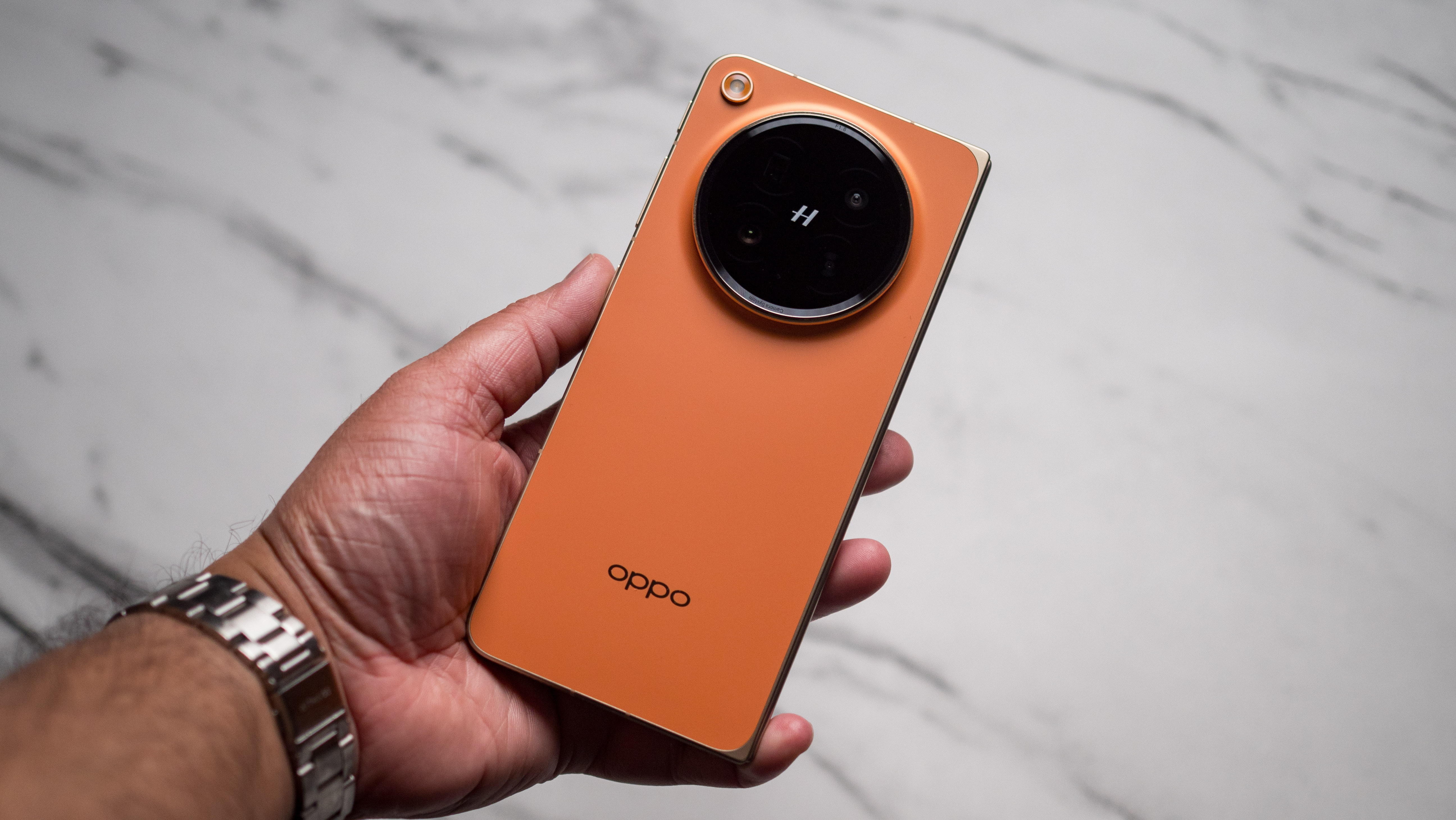 OPPO Find N6 hands-on testing