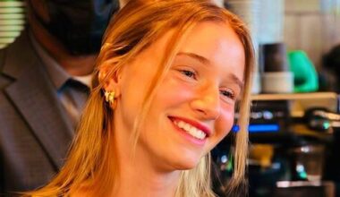 This barista upstaged Netanyahu, and the internet fell for her