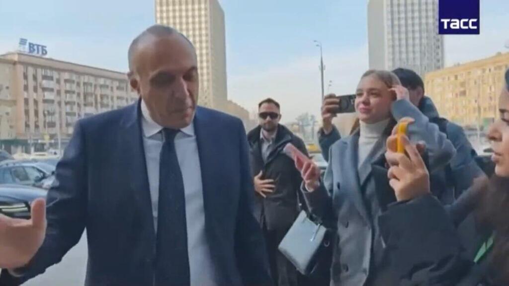 Israel’s ambassador to Moscow, Oded Joseph (Photo: TACC) שגריר ישראל במוסקבה, עודד יוסף, מגיע למשרד החוץ הרוסי לאחר שזומן לשיחת נזיפה