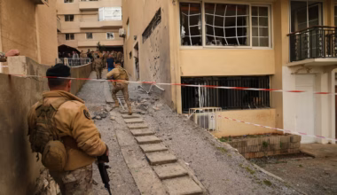 Lebanon orders Iran’s ambassador out, escalating a crackdown on Tehran’s influence