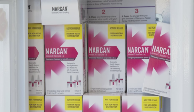 NARCAN vending machine installed at Longview convenience store