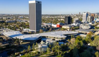 LACMA's David Geffen Galleries nears completion above Wilshire