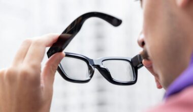 Dear Meta Smart Glasses Wearers: You're Being Watched, Too