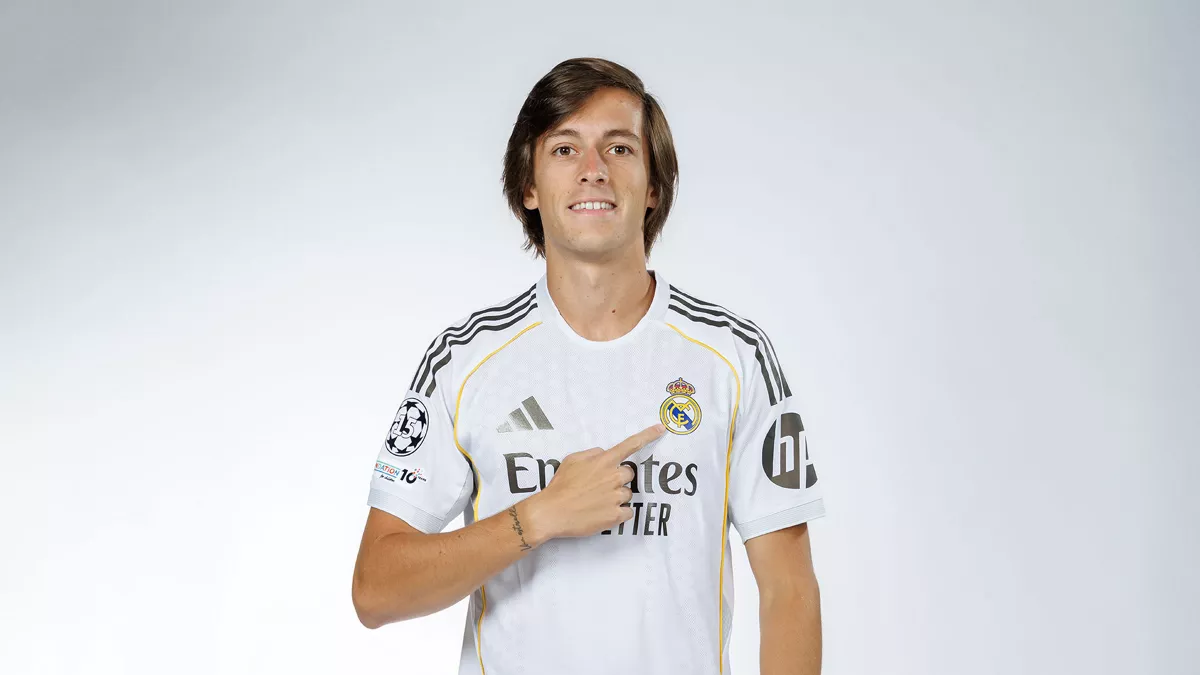 Carreras turns 23 years old