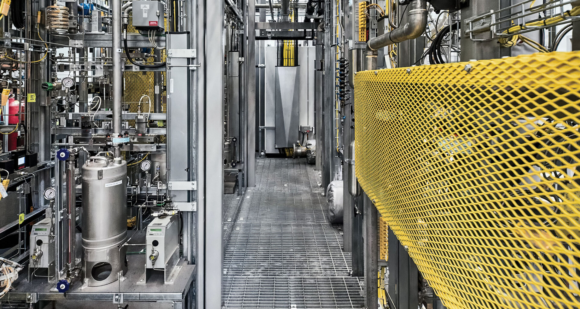 2 start-ups expand plans to make fuel from carbon dioxide