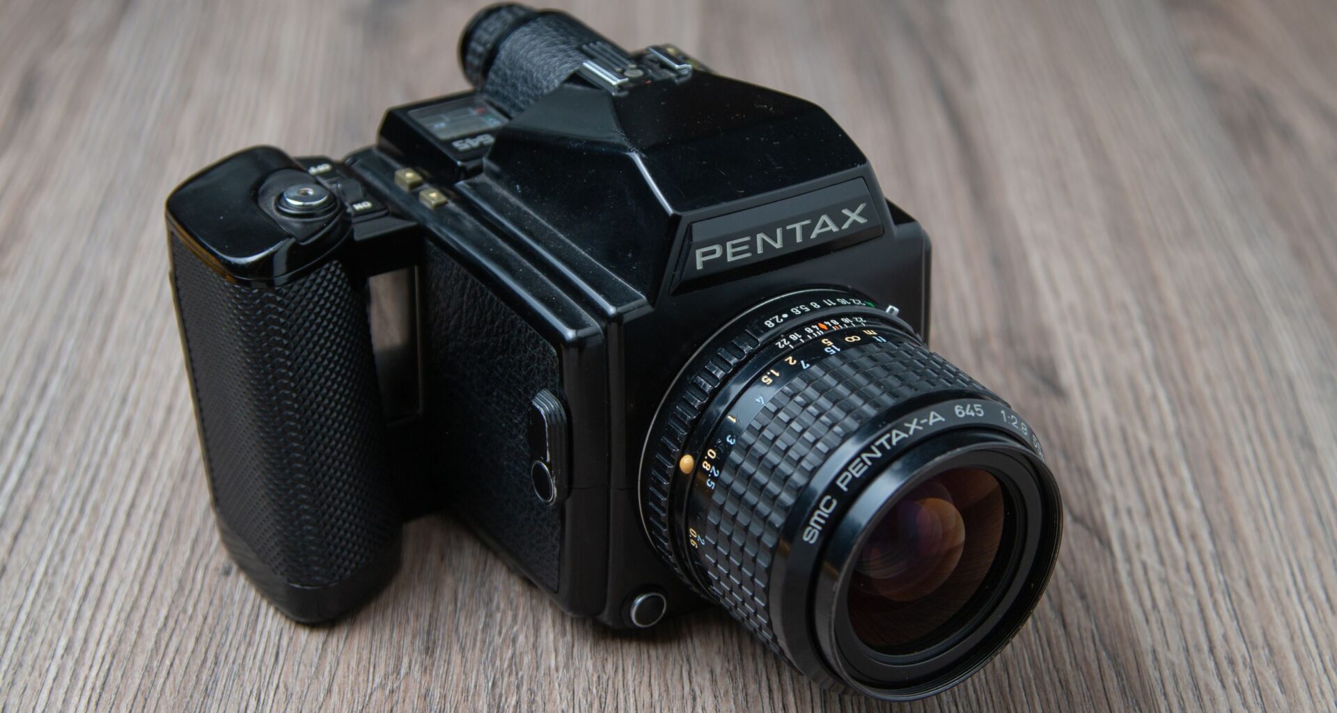 I thought cutting medium format in half would be a terrible idea...until I saw these stunning panoramic images