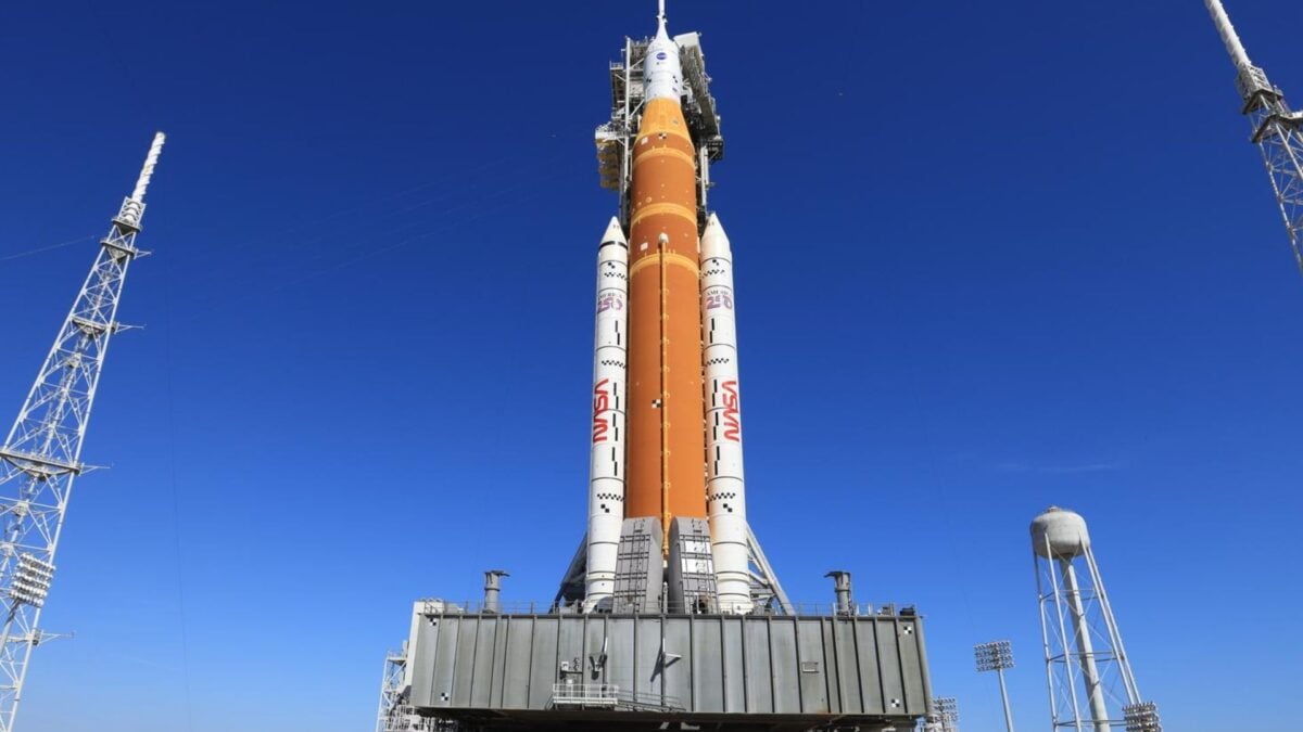 NASA Is Exploring a Reduced Role for SLS as It Gets Cozier With SpaceX