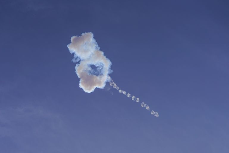 Air defenses intercept a new wave of missiles and drones firend by Iran towards Qatar, on the 6th day since US-Israeli strikes on Tehran started , 05 Mar, 2026, Doha, Qatar [Sorin Furcoi/Al Jazeera]