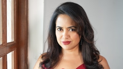 Sameera Reddy has been a part of many Bollywood films such as No Entry, Race and De Dana Dan.