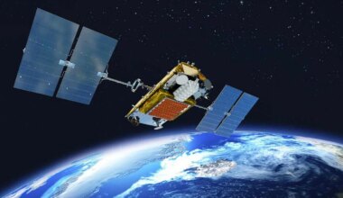 Samsung phones now list apps that support satellite connectivity