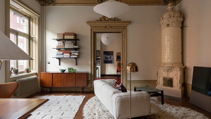 A Stockholm Apartment Where Nordic Elegance Meets Historic Detail