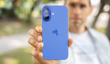 These are the best-selling smartphones in North America, Europe, and other key regions