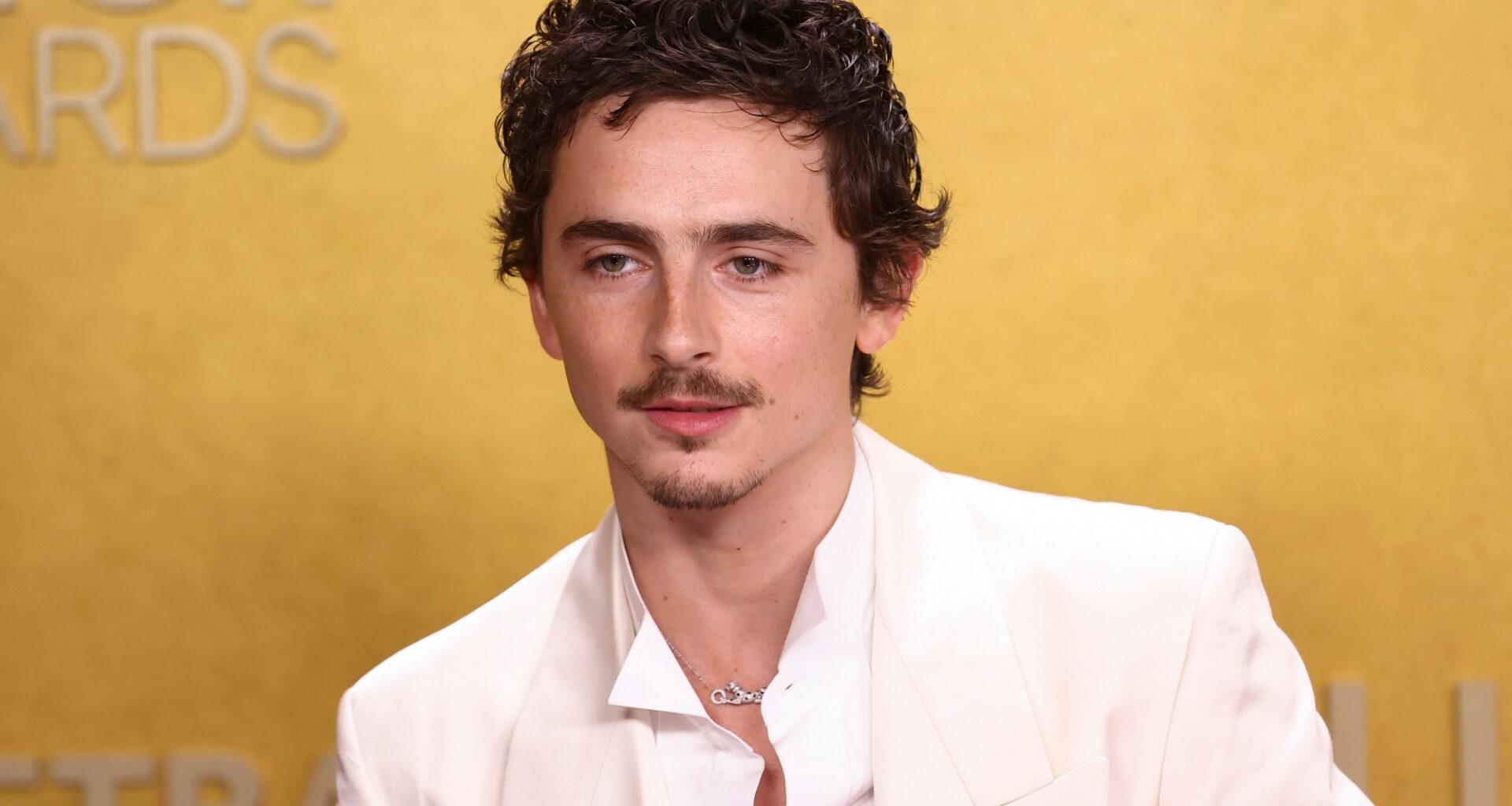 "To take cheap shots at fellow artists shows a lot about his character"