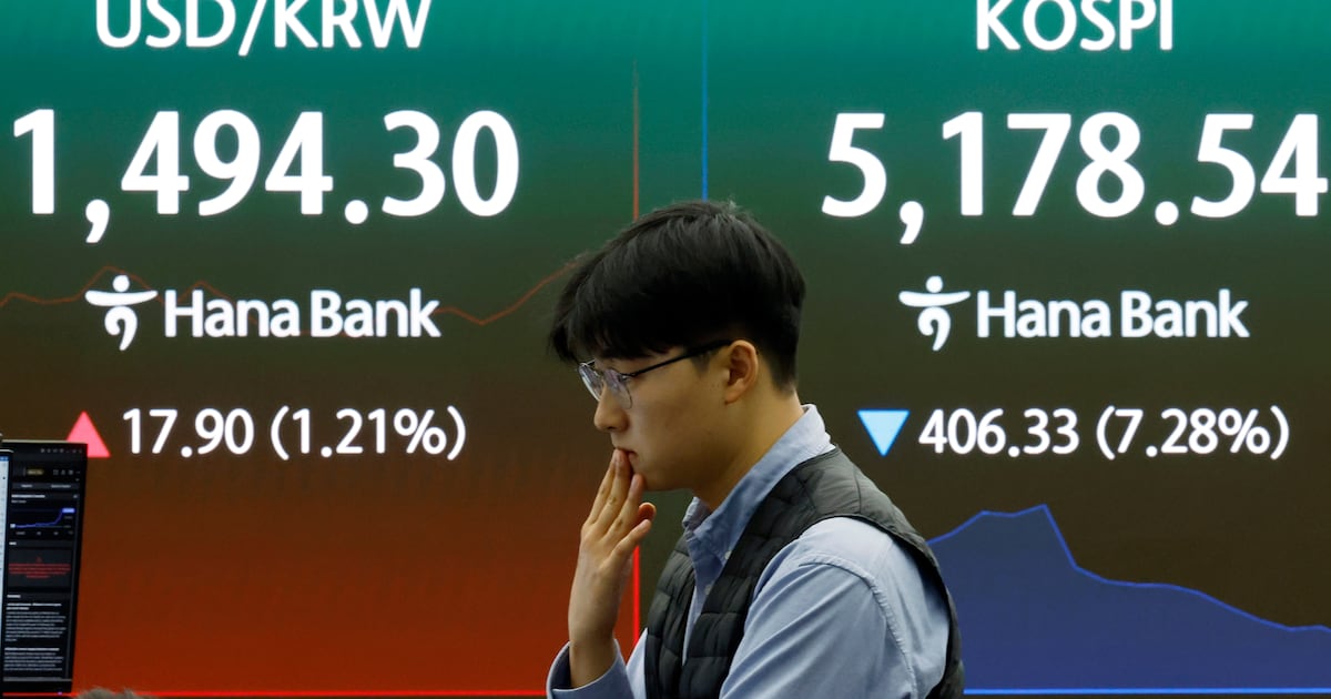 Asian Stock Markets Plunge as Oil Prices Surge Past $110 - 조선일보
