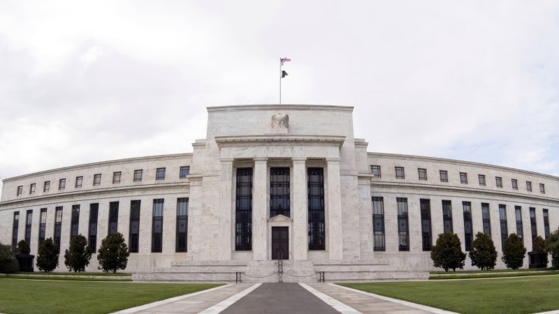 Fed to delay rate cuts as war clouds the outlook | articles